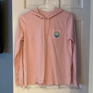 Vineyard vines lightweight pink hoodie